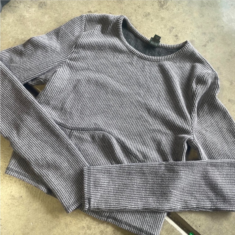 Ribbed Long Sleeve Crop Top